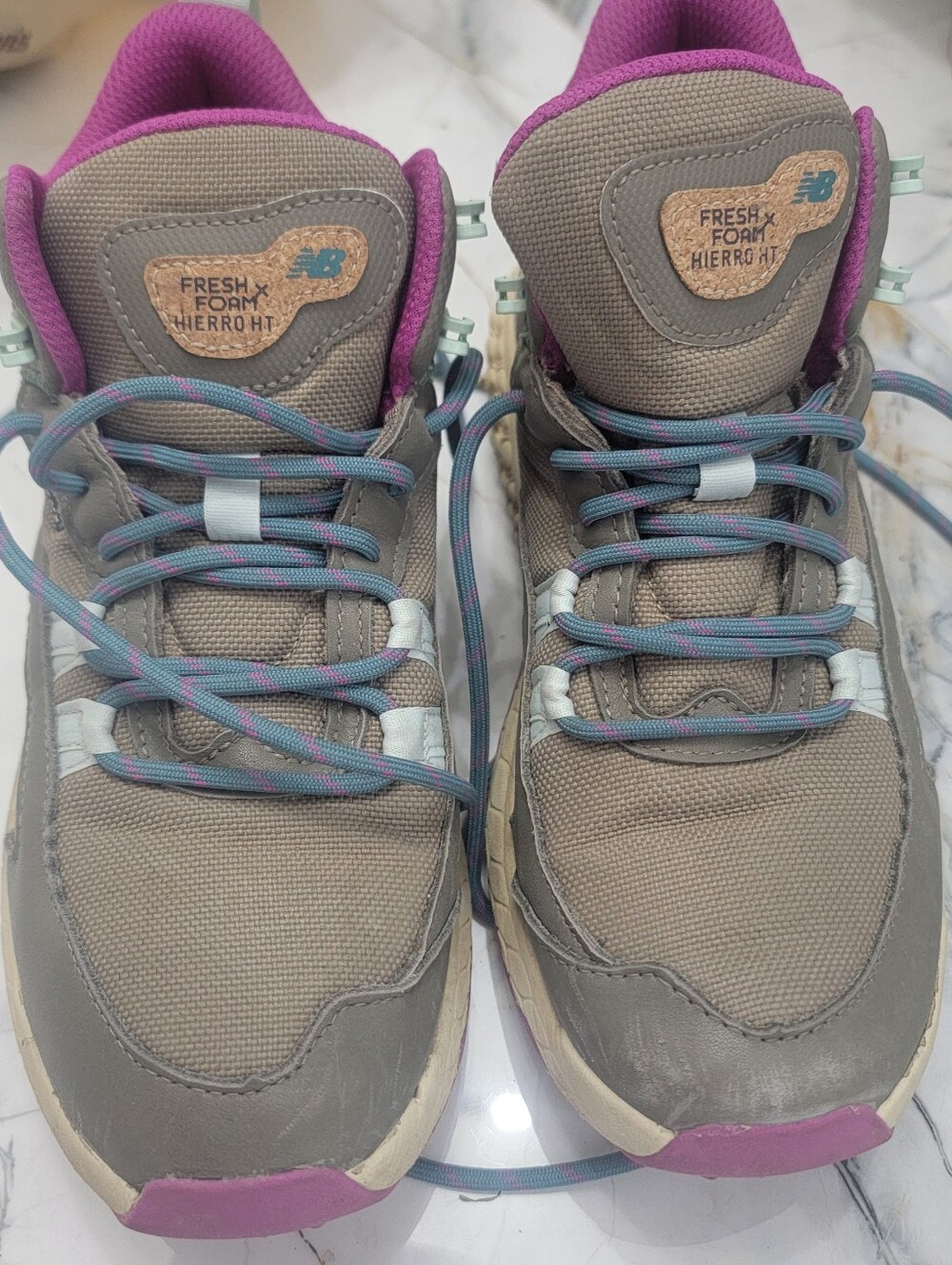 New Balance Womens Grey and Purple Trail Hiking Shoes 6.5 Fresh Foam
